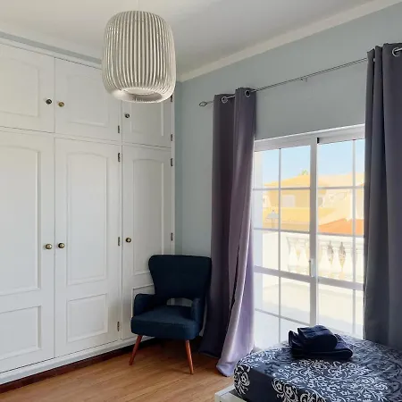 Casa Margarida, With 3 Bedrooms *