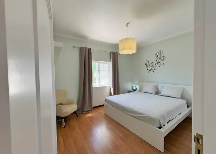 Casa Margarida, With 3 Bedrooms Armação de Pêra