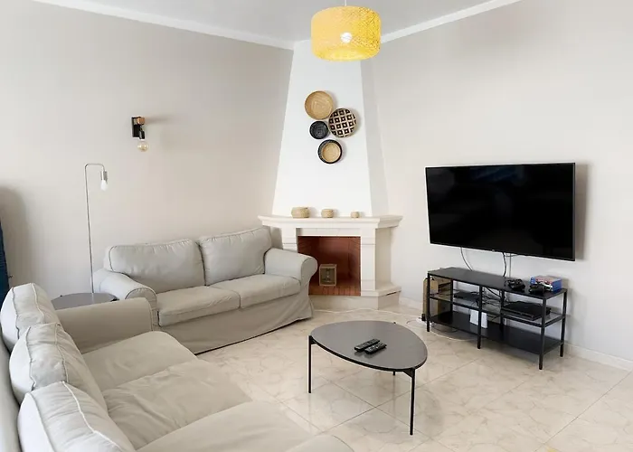 Ferienhaus Casa Margarida, With 3 Bedrooms *