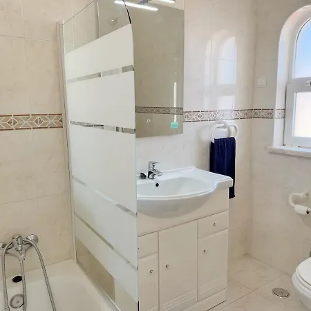 Casa Margarida, With 3 Bedrooms Armação de Pêra