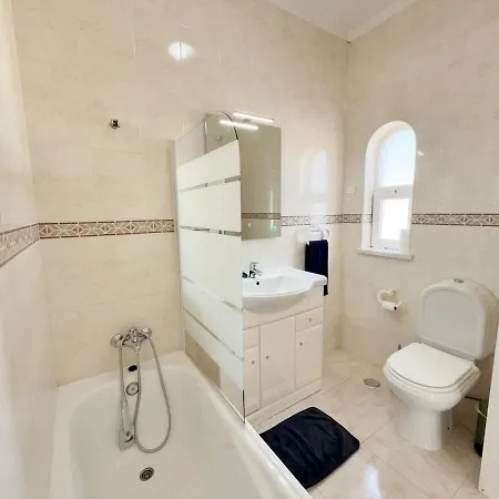 Dom wakacyjny Casa Margarida, With 3 Bedrooms