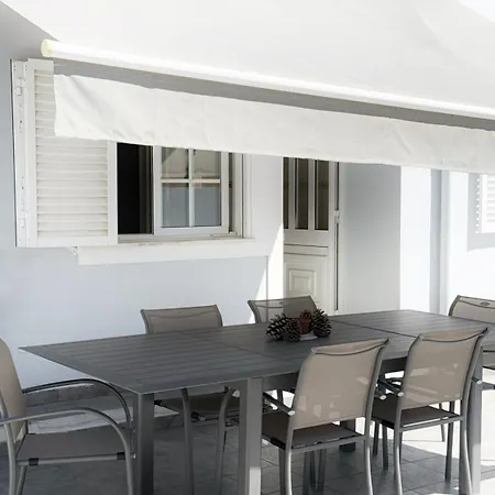 Casa Margarida, With 3 Bedrooms * Armação de Pêra